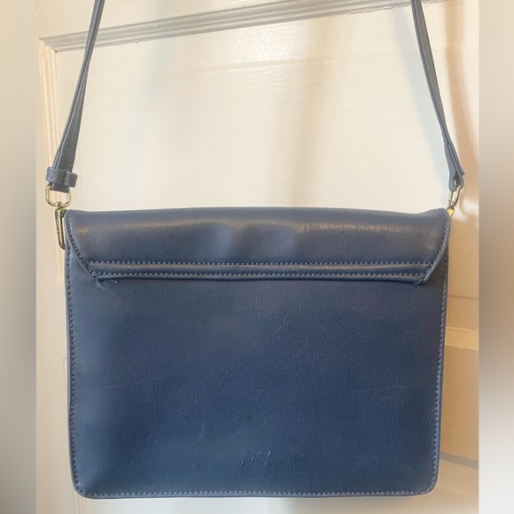 Blue Matt&Nat Crossbody/Clutch - Picture 4 of 6